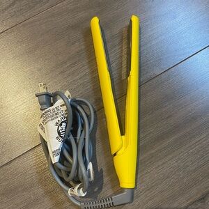 Drybar The Tress Press Hair Straightener